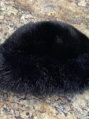 Russian Bubushka Fur Fox Hat Black Faux Fur Vacation Skiing Outdoor